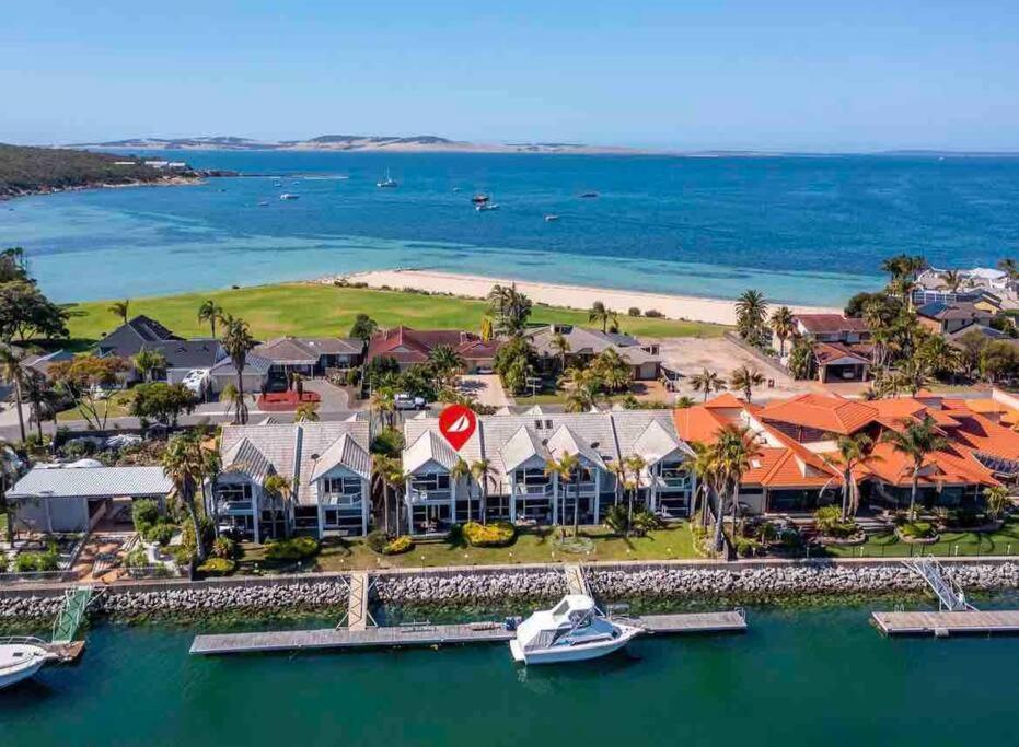 The Blacklighters-Waterfront Retreat Port Lincoln Eksteriør bilde